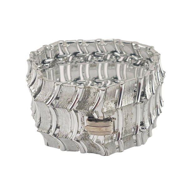 Vintage Lisner Wide Silver-Tone Link Bracelet - Picture 1 of 9